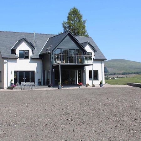 Stag Lodge Спин-Бридж Экстерьер фото